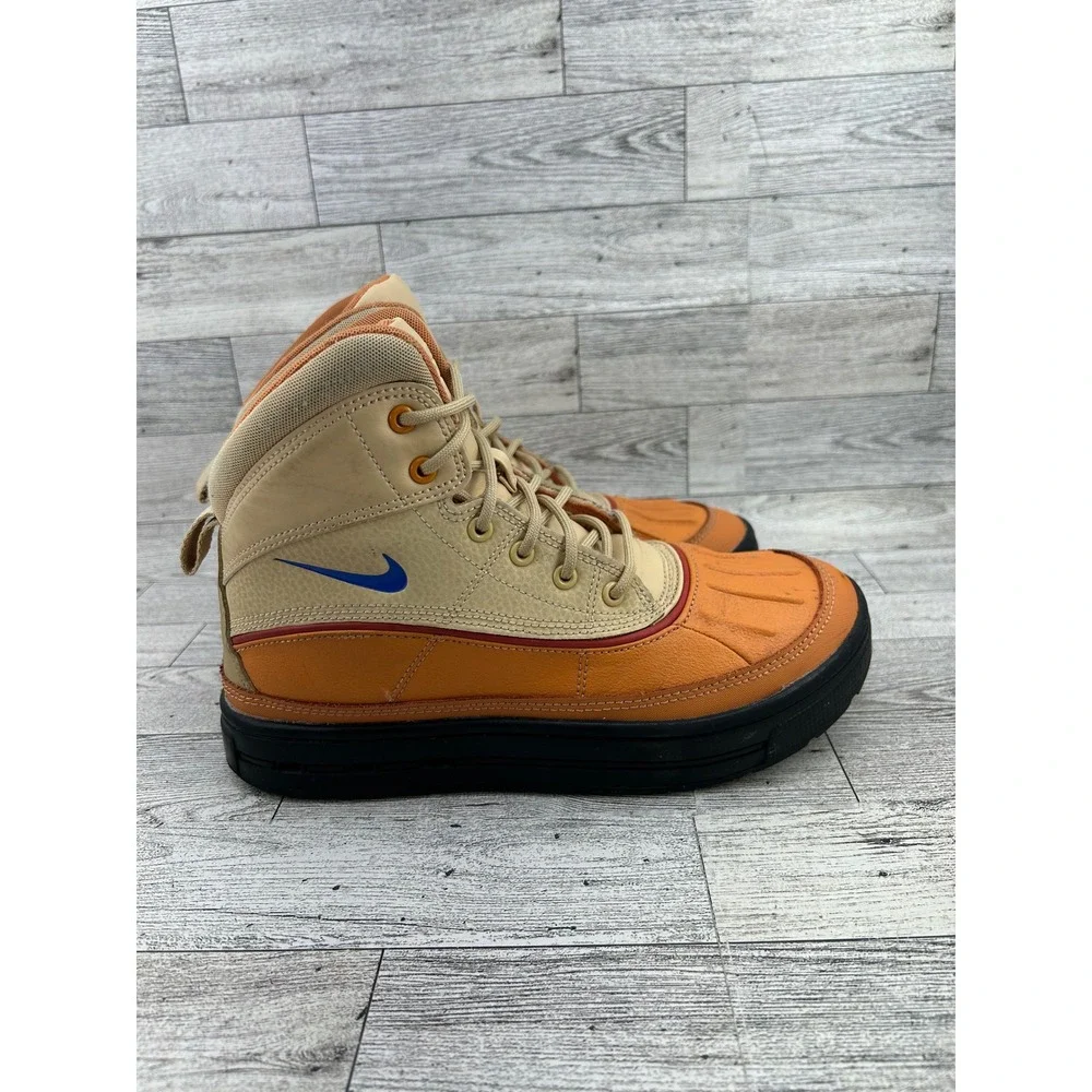 Nike ACG Woodside 2 High Sesame‎ Vivid Orange Boots 524872-201 Youth 4Y